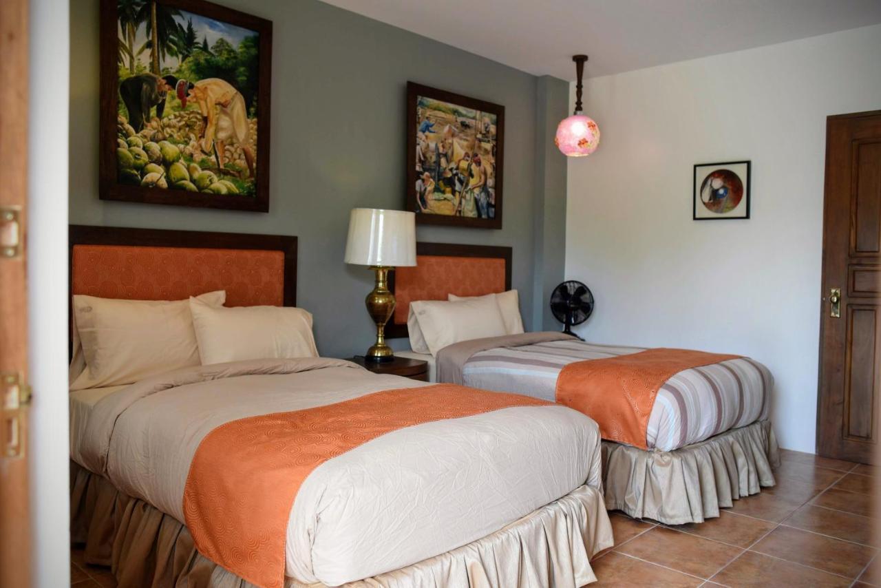 Casa Marina Bed And Breakfast Pagsanjan Zewnętrze zdjęcie
